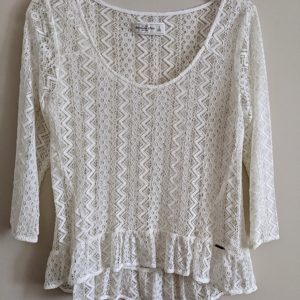 Abercrombie and Fitch Top - Picture 4 of 9